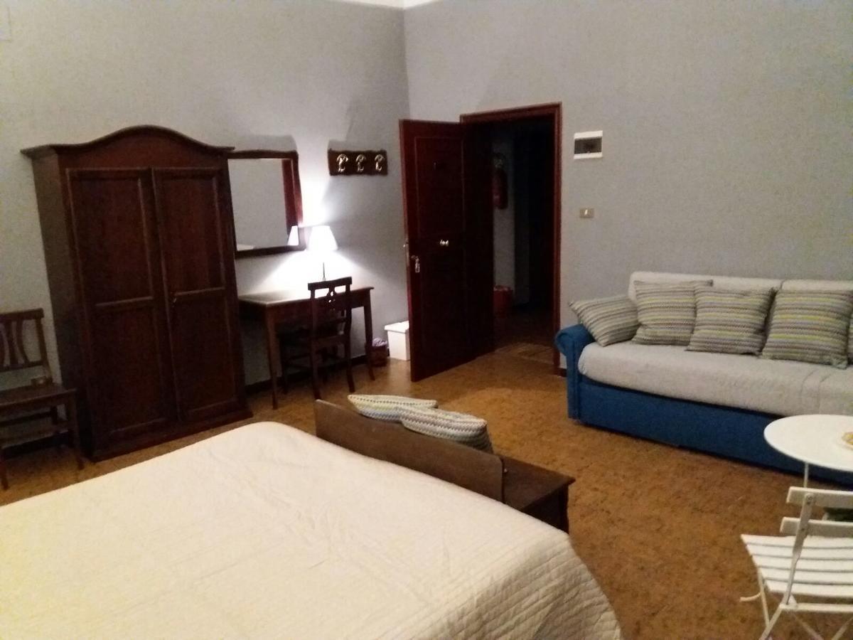 Domus Angela B&B Trani Esterno foto